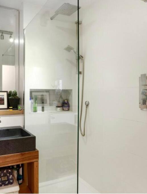 Chetwynd Paradise Apartment ลอนดอน ภายนอก รูปภาพ